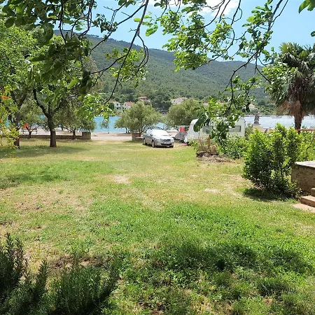 Campsite Auto Camp On The - Grebastica
