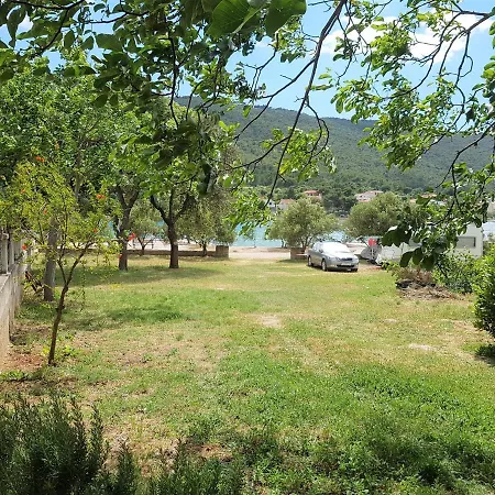 Auto Camp On The - Campsite Grebastica