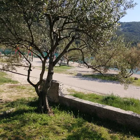 Auto Camp On The - Campingplatz Grebaštica